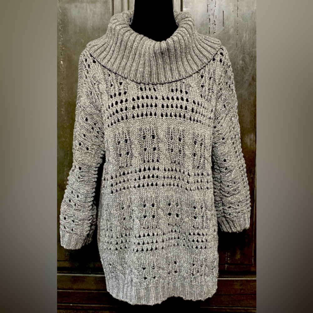Sharagano graysilver metallic mock turtleneck OS sweater- Size medium